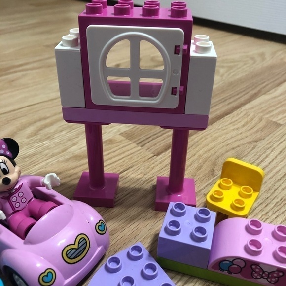 Duplo Minnie Mouse Car Birthday Cake Set Lego - Picture 2 of 5